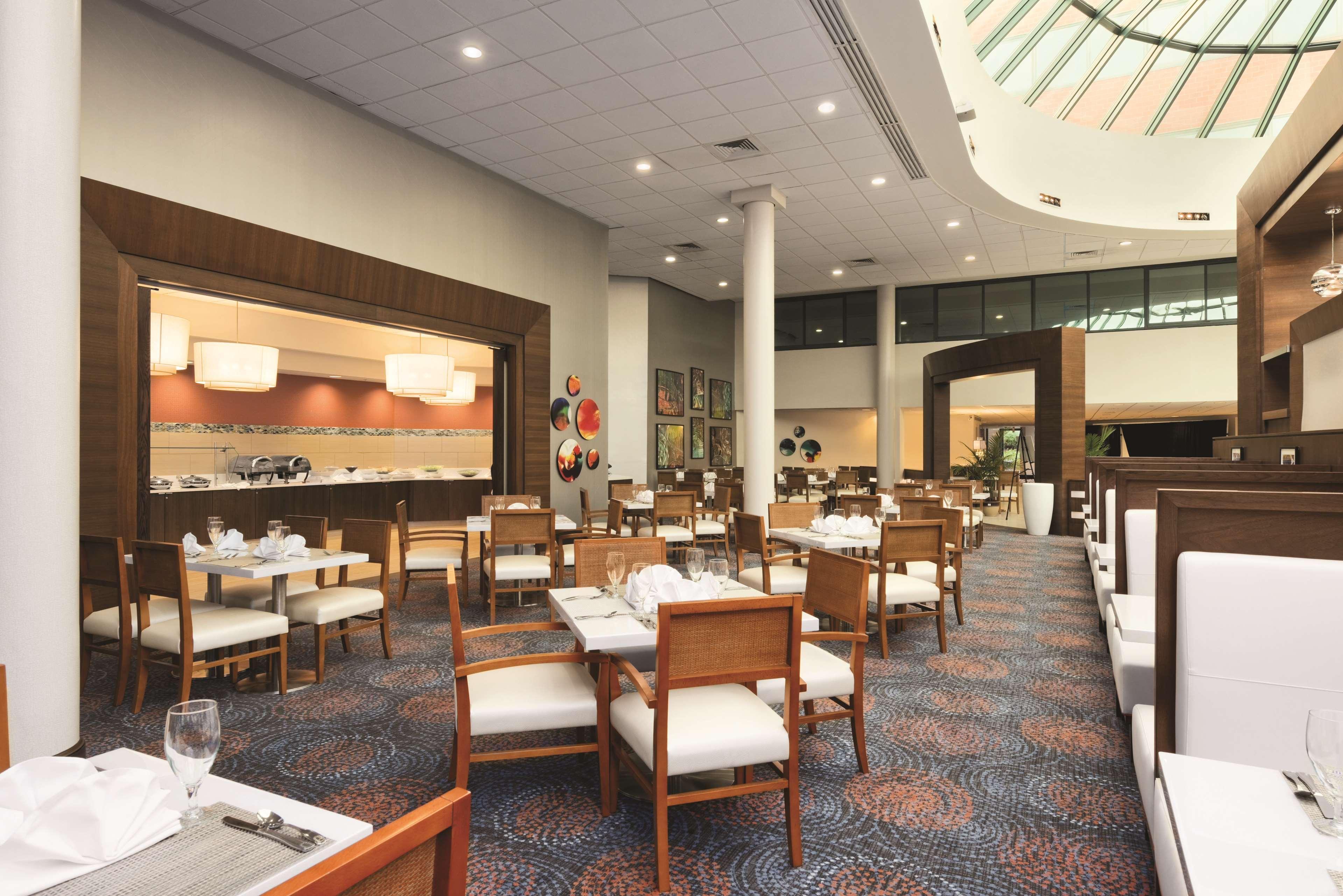 Hotel Hilton Long Island/Huntington Melville Exterior foto